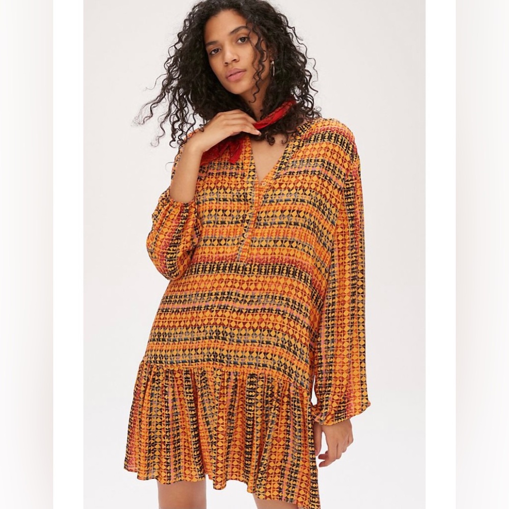 NWOT Anthropologie Elyn Boho mini dress print.100% viscose.In orange.Size M